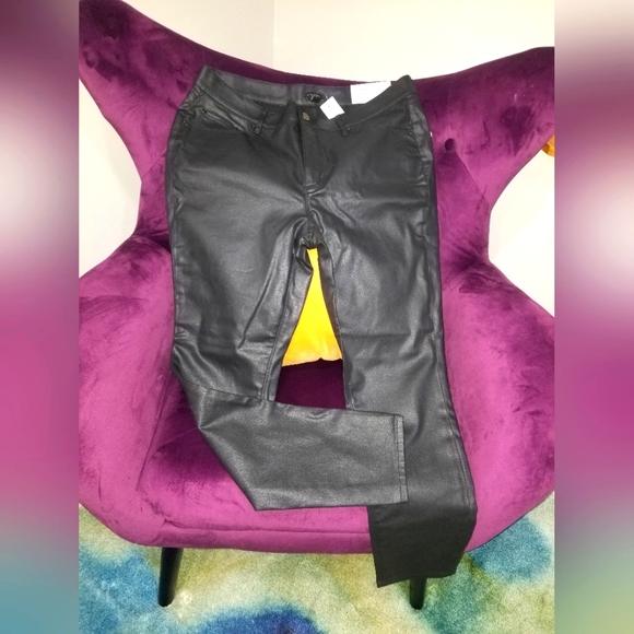 Coated Skinny Jeans - Ann Taylor Factory - Black - Stretch - Picture 2 of 6